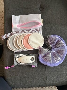 Nursing Accessories Bundle (Lansinoh and Frida Mom)